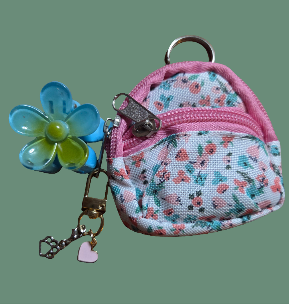 Pack it up Paw mini travel backpack