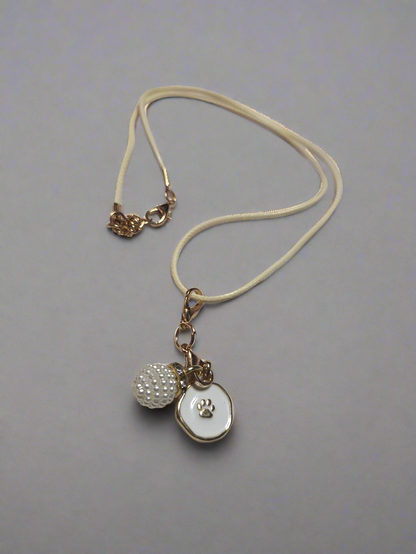 Pawsitive Paw Pearl necklace