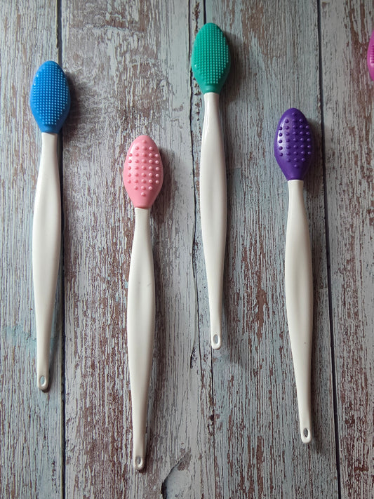 Brush Those Pearly Whites - Pet Toothbrush
