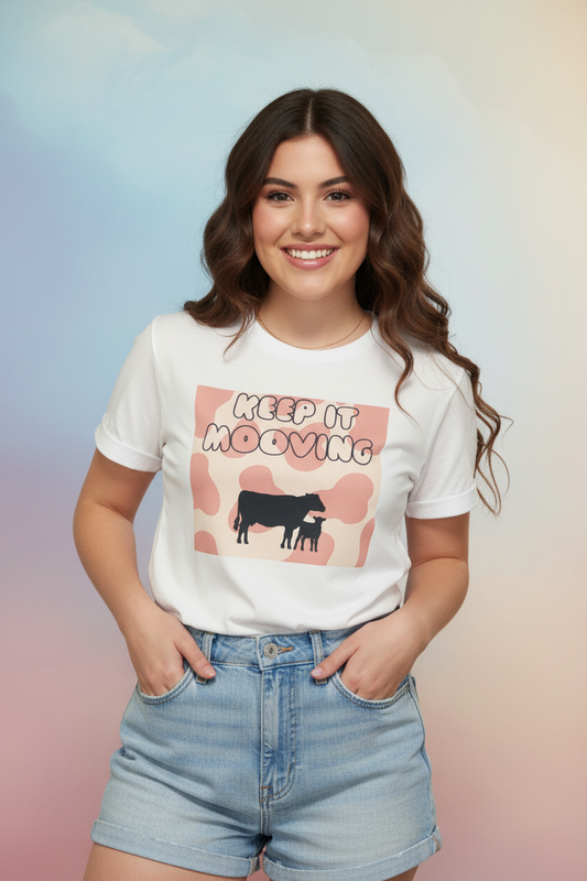 Matching T-Shirt & Keychain Bundle – Keep It Mooving